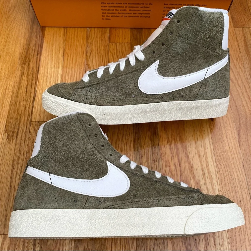 Nike Blazer Mid ‘77 Women’s Sneakers